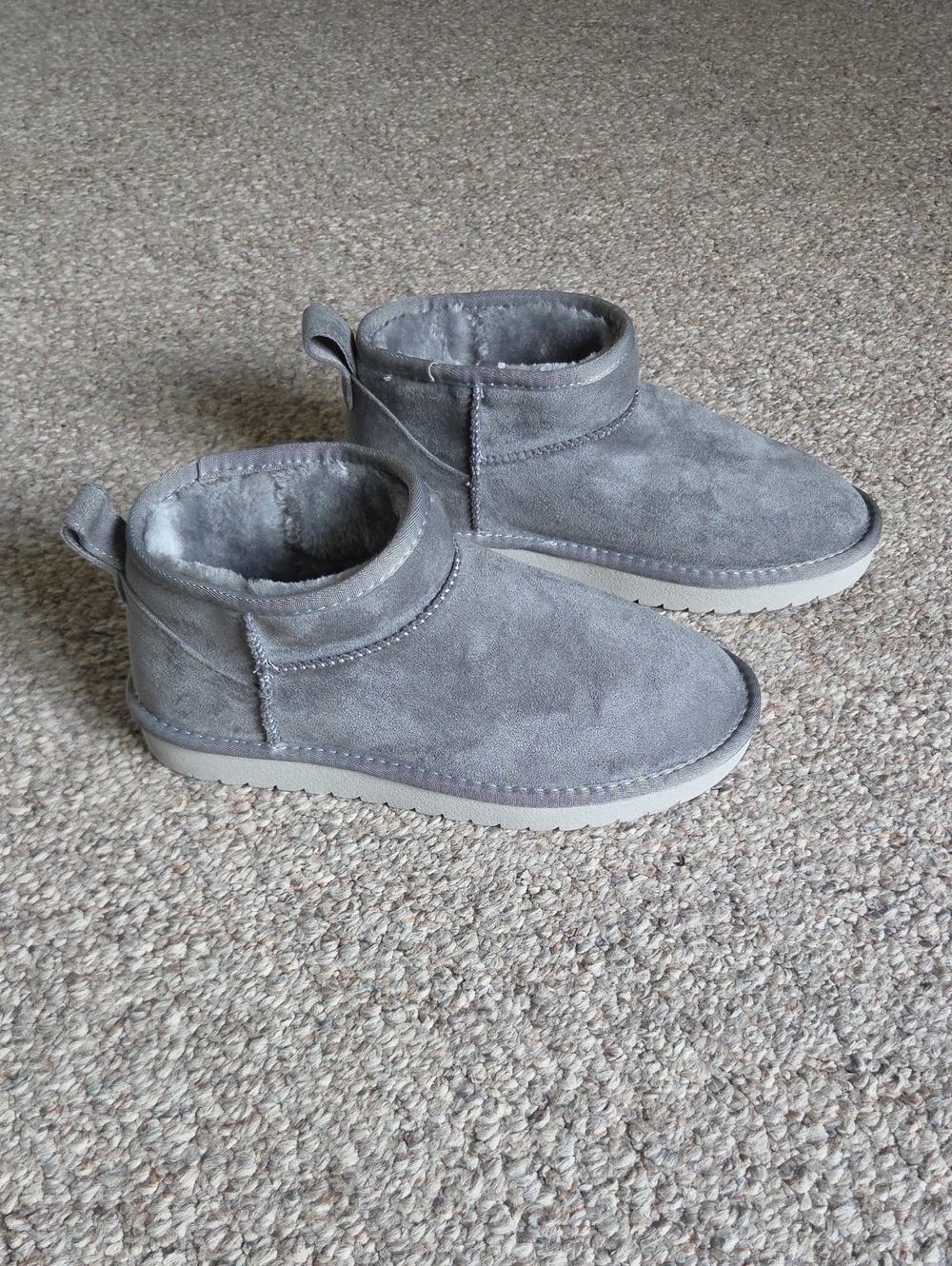 NWOB Maurices Gray Suede Chukka Boots with Fleece Lining.